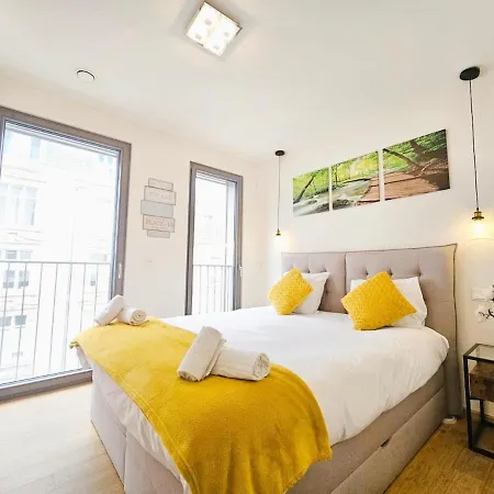 1br W Terrace&parking Spaces
